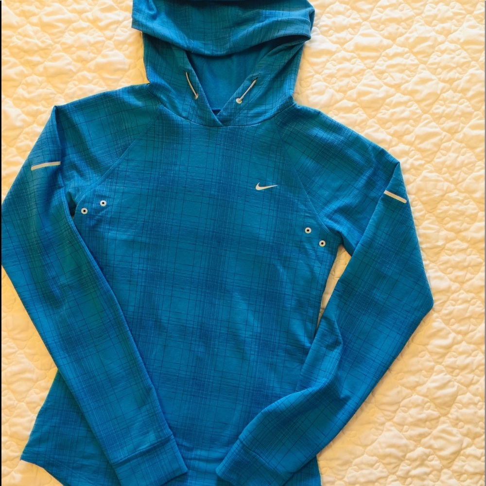 Ladies Nike Dri-Fit Pullover Hoodie Top